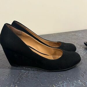 Chinese Laundry wedges